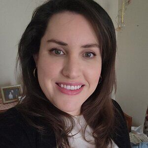 Meet your Posher, Lesley